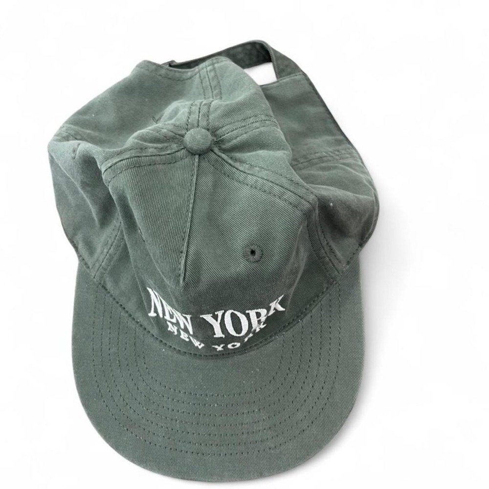 Abercrombie & Fitch New York green baseball cap